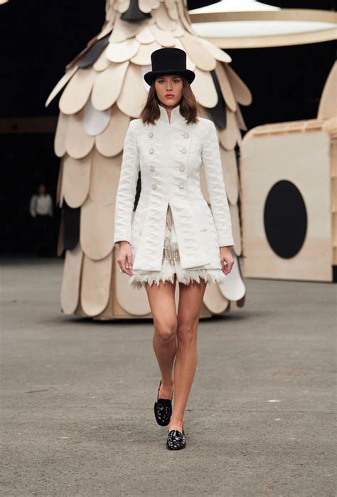 paris fashion week 2024 Chanel